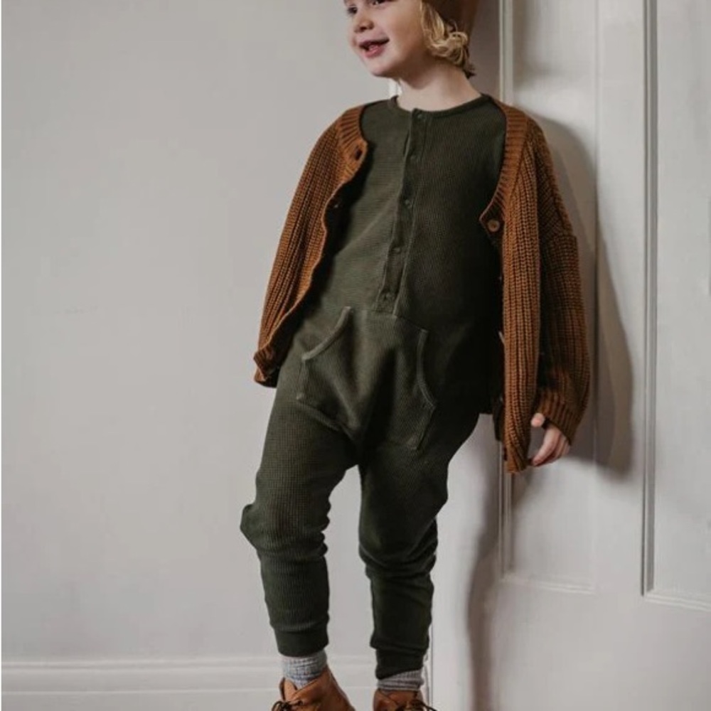 The Simple Folk Long John, Olive
